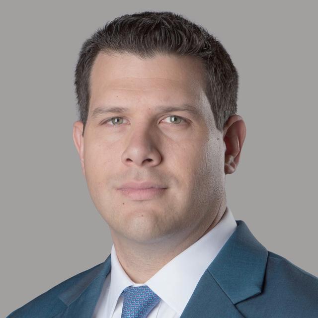Erland Modesto headshot