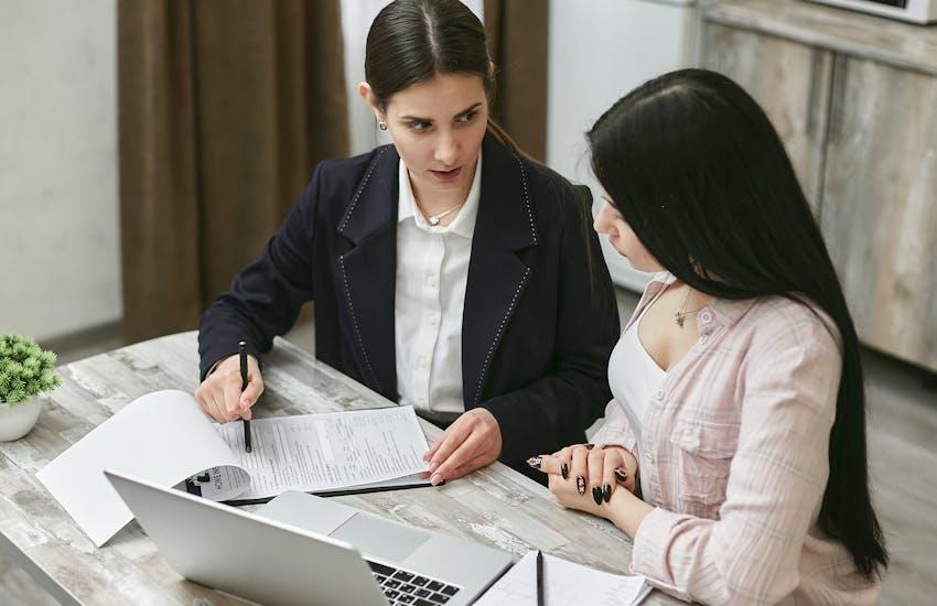 Article How 2025 Summer Associates Can Turn "Networking" into Actual Mentorship (Before Week 1)
